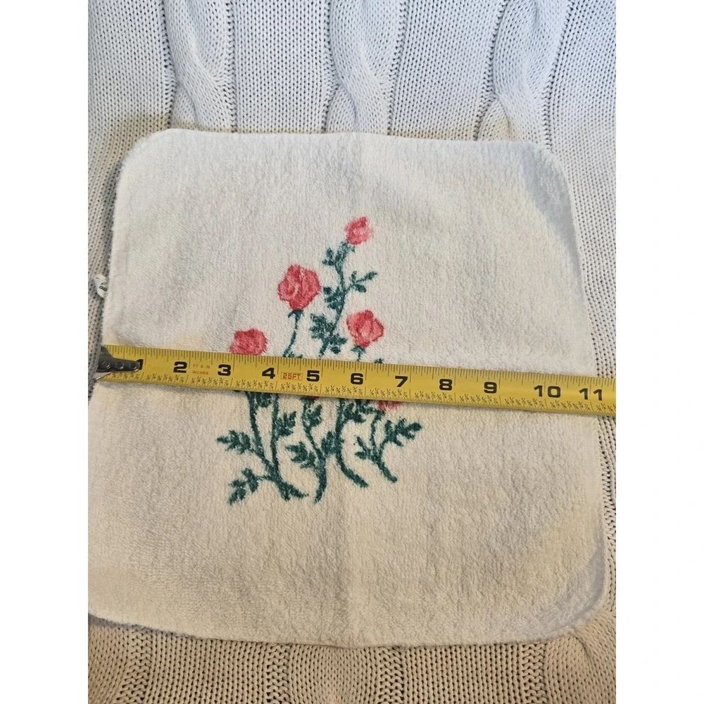Vintage Spunwell Rose Floral Washcloth Pink Roses White Bath‎ Towel Cottagecore